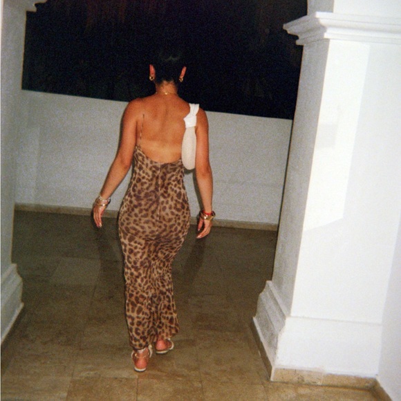 shaniatobar